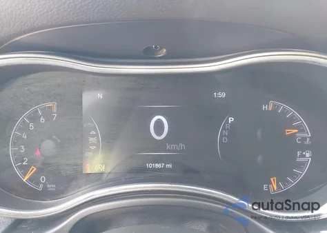 2019 Jeep Grand Cherokee Altitude 4X4 z USA, uszkodzony, nr VIN 1C4RJFAG0KC670071